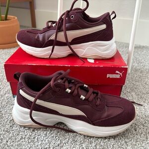 Women’s Puma Sneakers